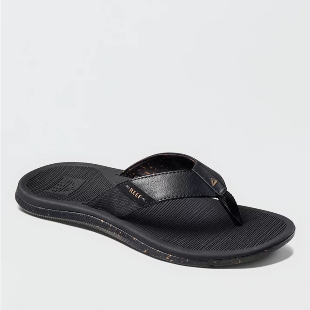 Reef Men’s Santa Ana Sandals in Bold Black in size 9